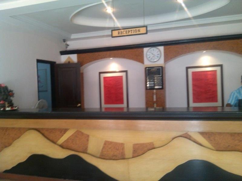 Hotel Walnut Grove 穆索里 外观 照片