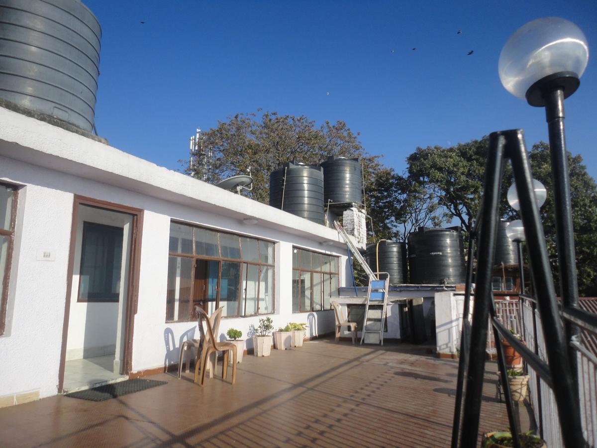 Hotel Walnut Grove 穆索里 外观 照片