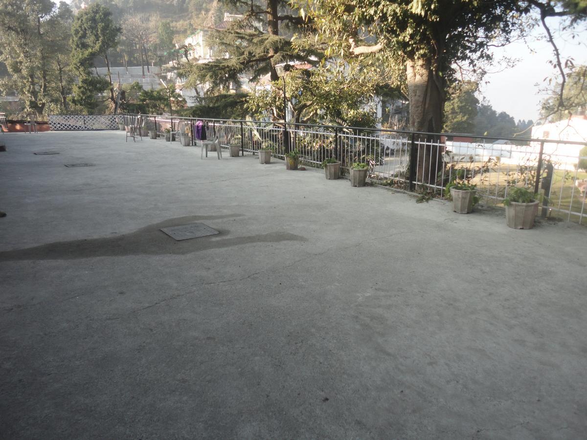 Hotel Walnut Grove 穆索里 外观 照片